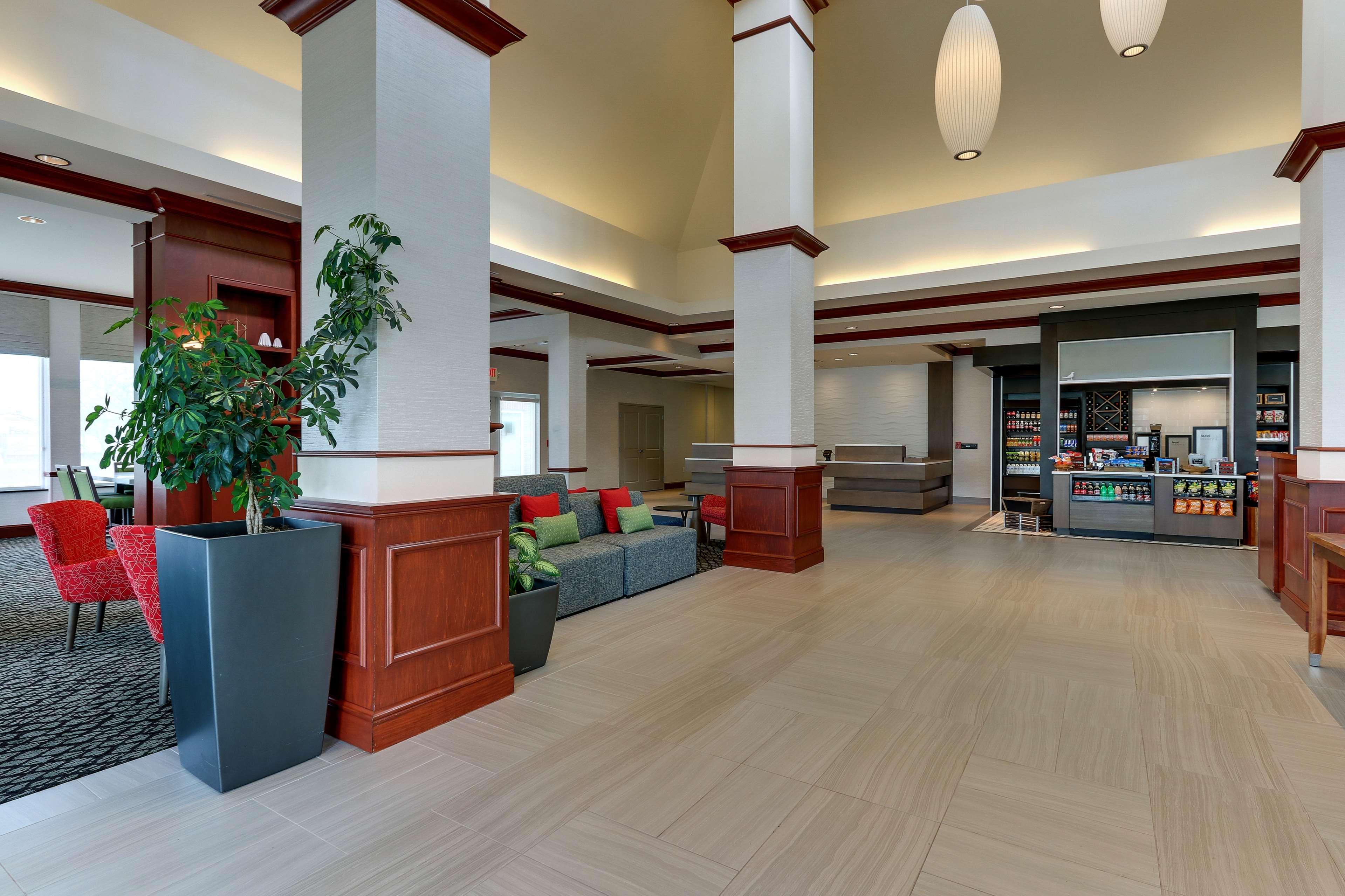 Hilton Garden Inn Indianapolis Airport Plainfield Exterior photo
